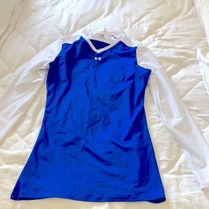 Under Armor Women’s Heat Gear long sleeve V neck